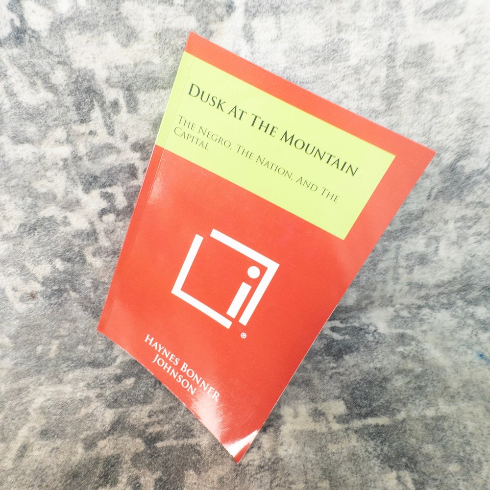 Dusk at the‎ Mountain Haynes Johnson Paperback History Book Literary Licensing